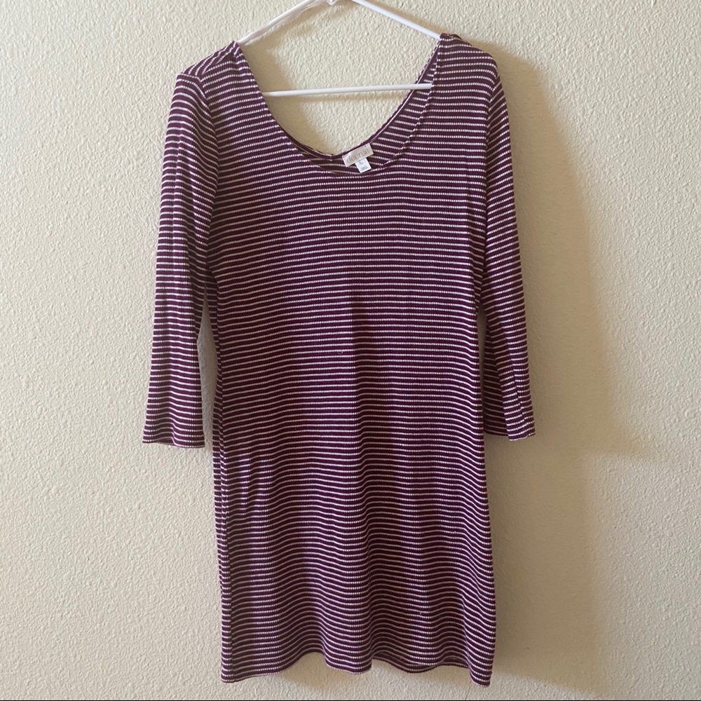 Fitted and ribbed mini dress